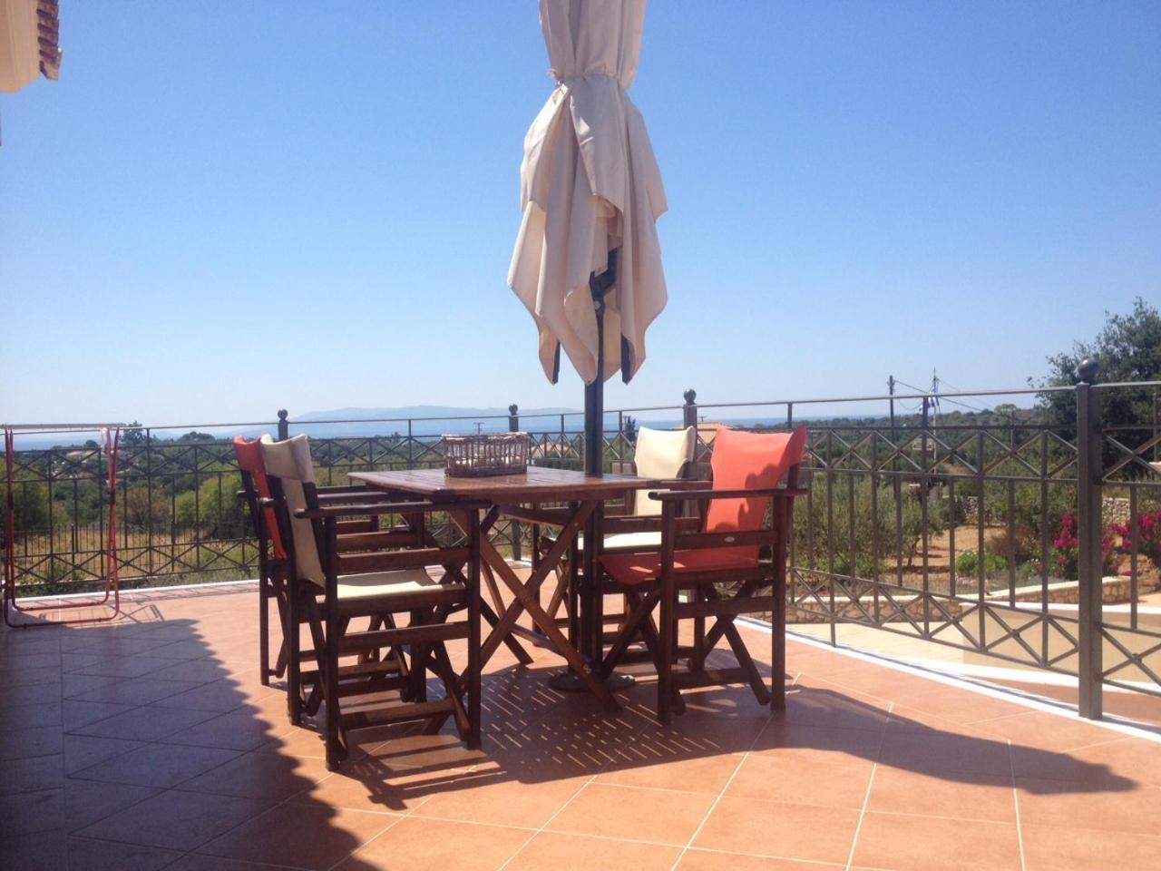 Apartament Korallis Karavádhos